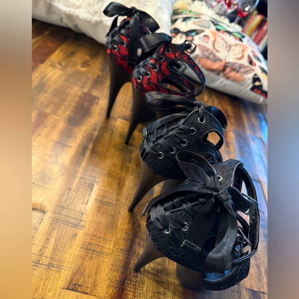 2 pairs Pleaser Heels bundle! lace, satin, and bowtie! sz 7 red/black - Picture 6 of 8
